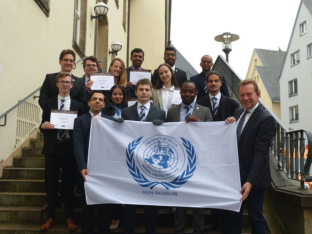 Bild: Siegener Studierende bei UN-Planspiel in New York ausgezeichnet
